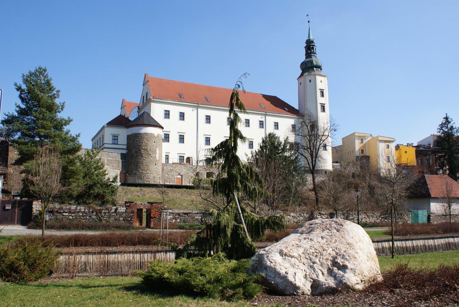 Zamecky Hotel Zlaty Orel هرانيتسه المظهر الخارجي الصورة