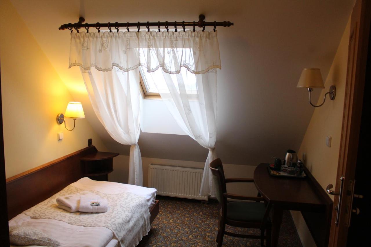 Zamecky Hotel Zlaty Orel هرانيتسه المظهر الخارجي الصورة