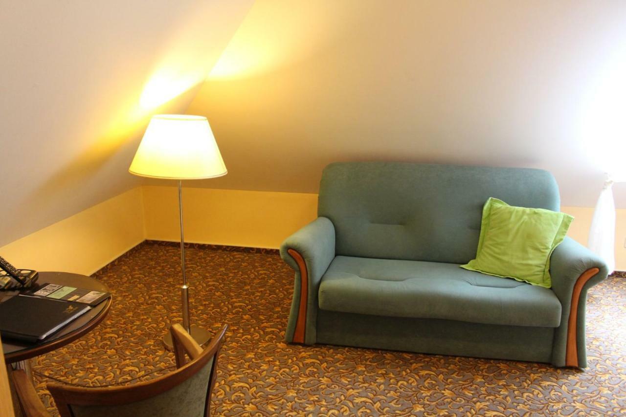 Zamecky Hotel Zlaty Orel هرانيتسه المظهر الخارجي الصورة